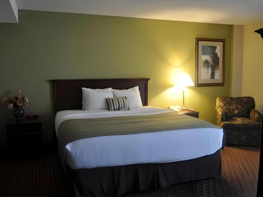 Garden Plaza Hotel Saddle Brook Εξωτερικό φωτογραφία