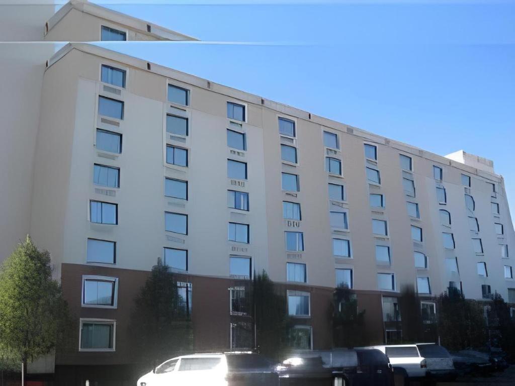 Garden Plaza Hotel Saddle Brook Εξωτερικό φωτογραφία