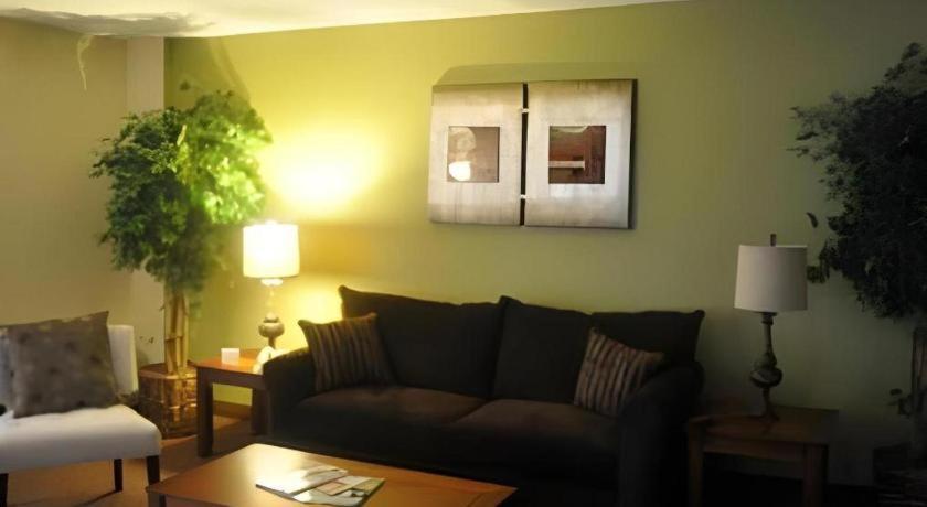 Garden Plaza Hotel Saddle Brook Εξωτερικό φωτογραφία