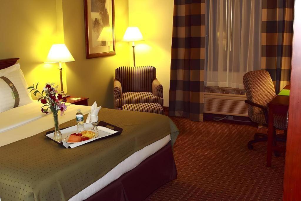 Garden Plaza Hotel Saddle Brook Εξωτερικό φωτογραφία