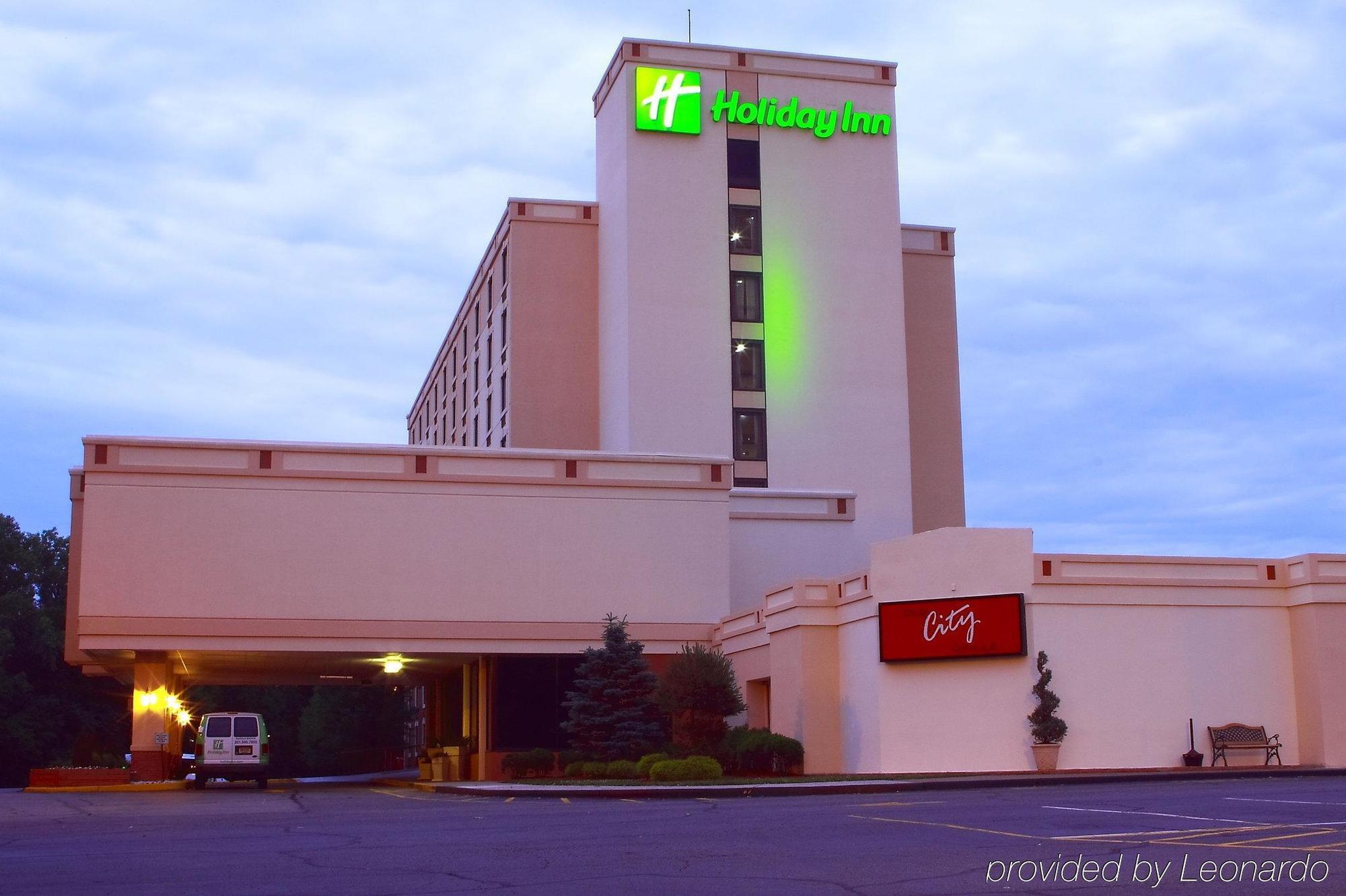 Garden Plaza Hotel Saddle Brook Εξωτερικό φωτογραφία