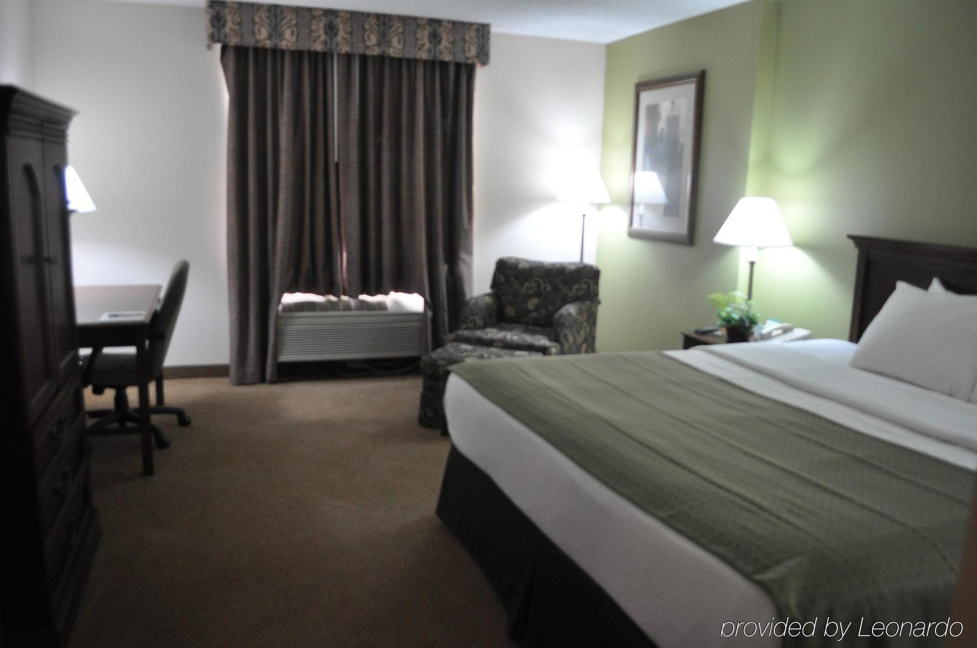 Garden Plaza Hotel Saddle Brook Δωμάτιο φωτογραφία